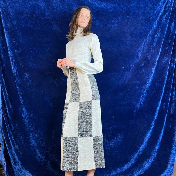 Vintage 70s Wenjilli Silver Lurex Maxi Dress| Small| Bust- 38| Vintage VTG - Picture 5 of 5